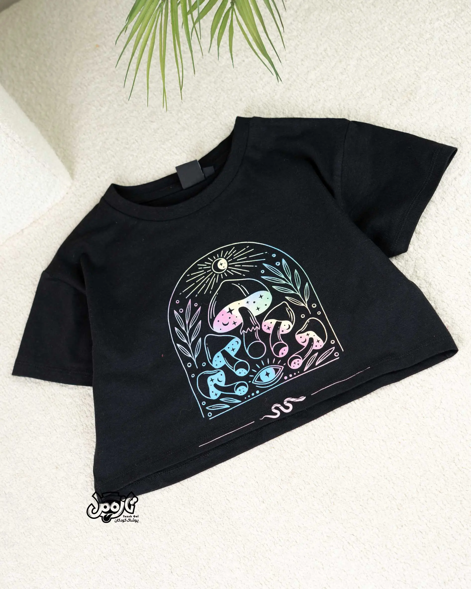 تیشرت کراپ طرح قارچ