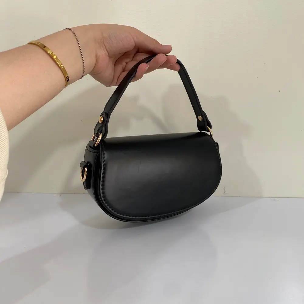کیف دستی صندوقی