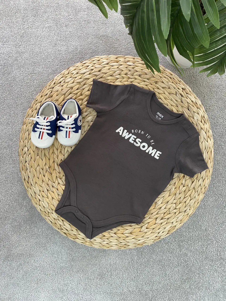 بادی با طرح چاپی Born to be awesome