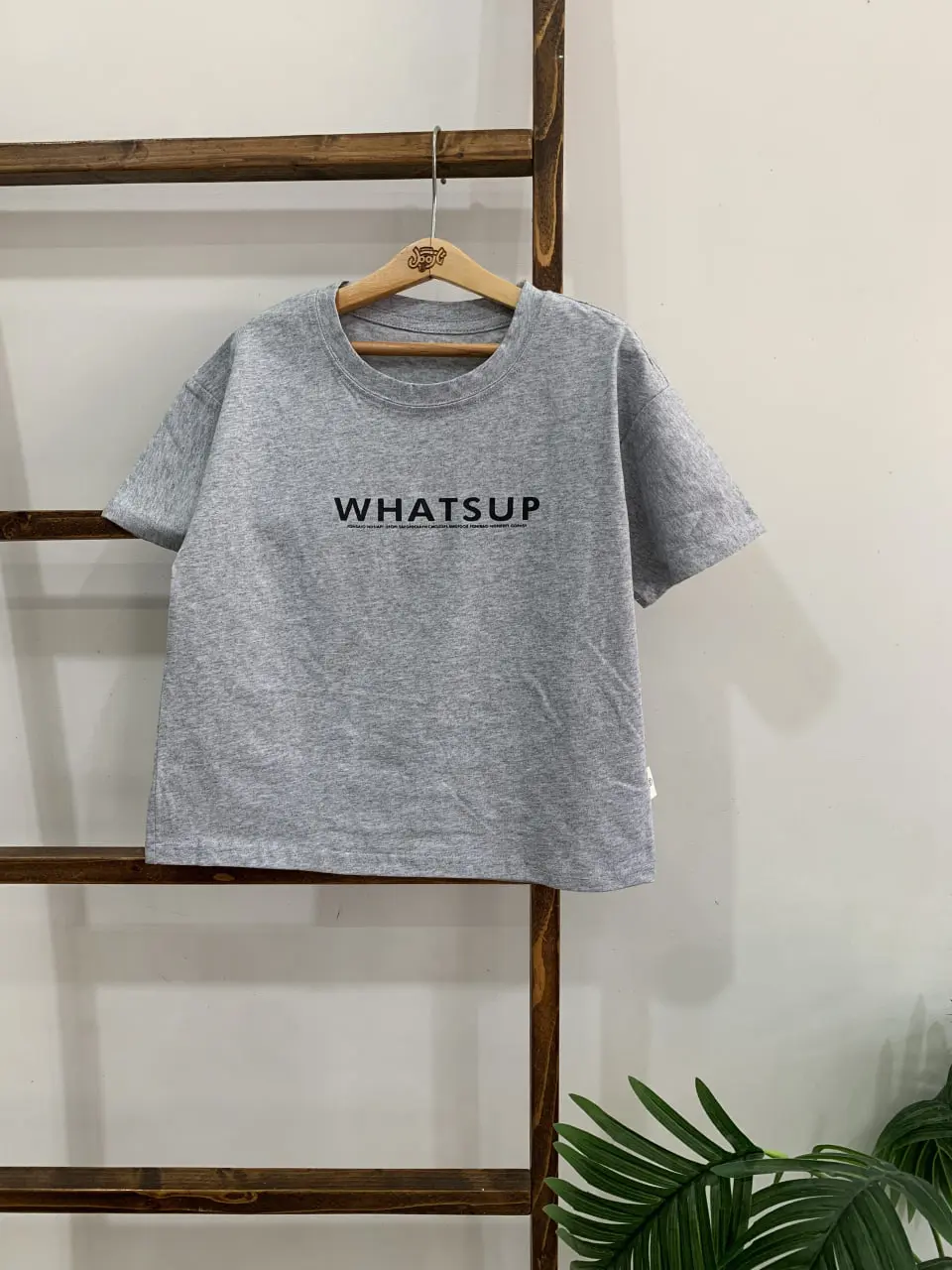 تیشرت طرح "WHATSUP"